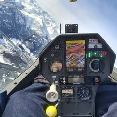 Flugwegposition um 10:43:46: Aufgenommen in der Nähe von Gemeinde Navis, Navis, Österreich in 2904 Meter